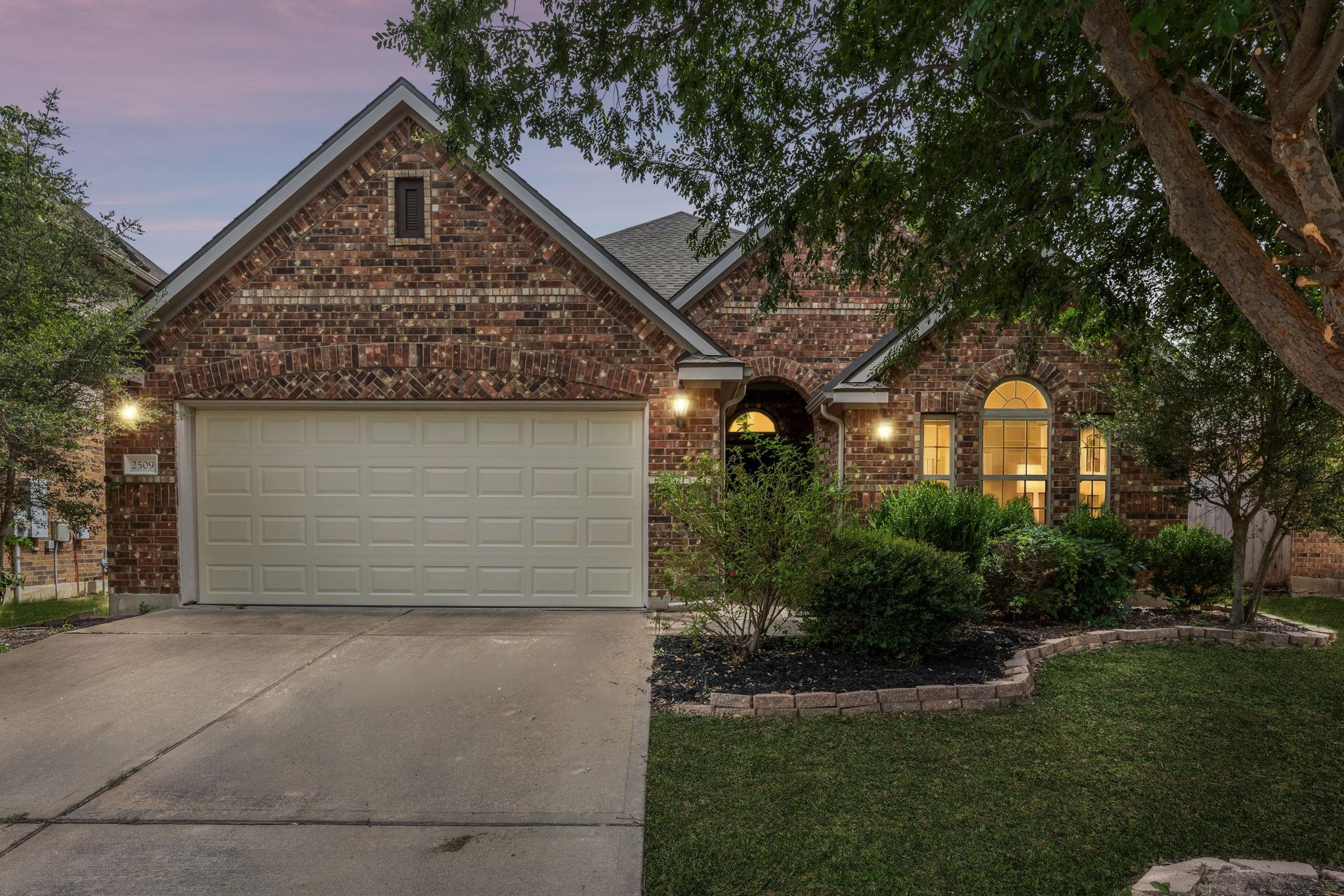 2509 Dillon Pond Ln