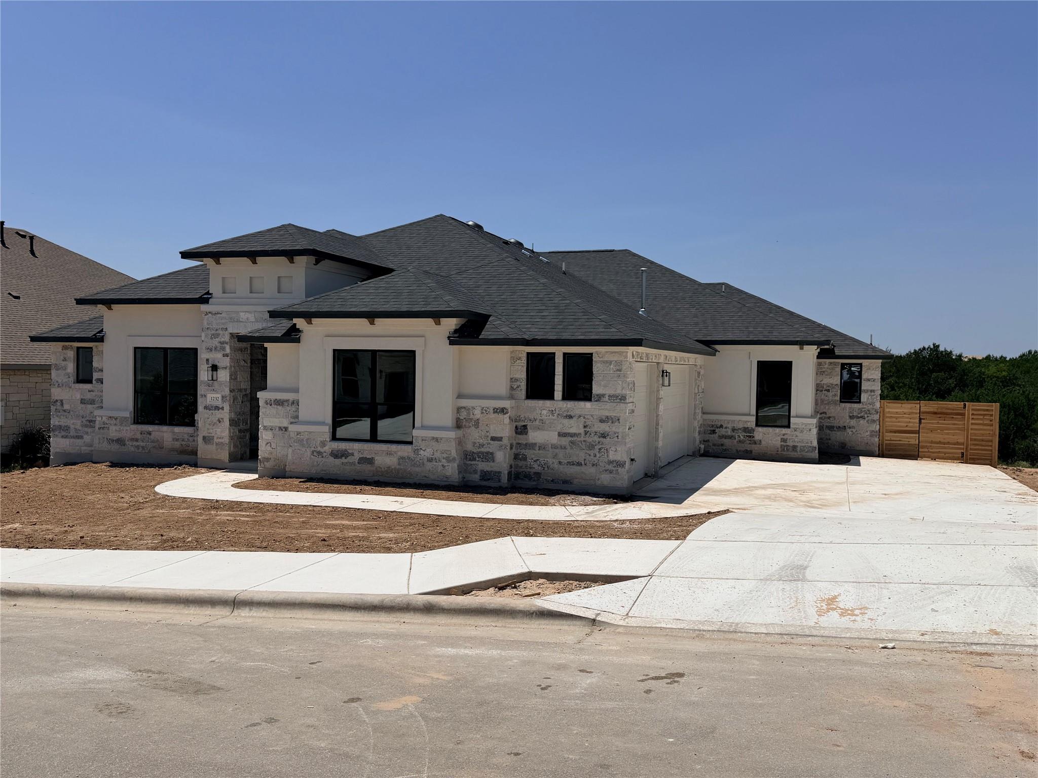 1232 Stormy Dr