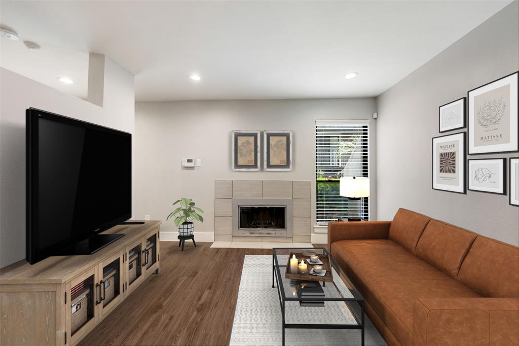 935 La Posada Dr