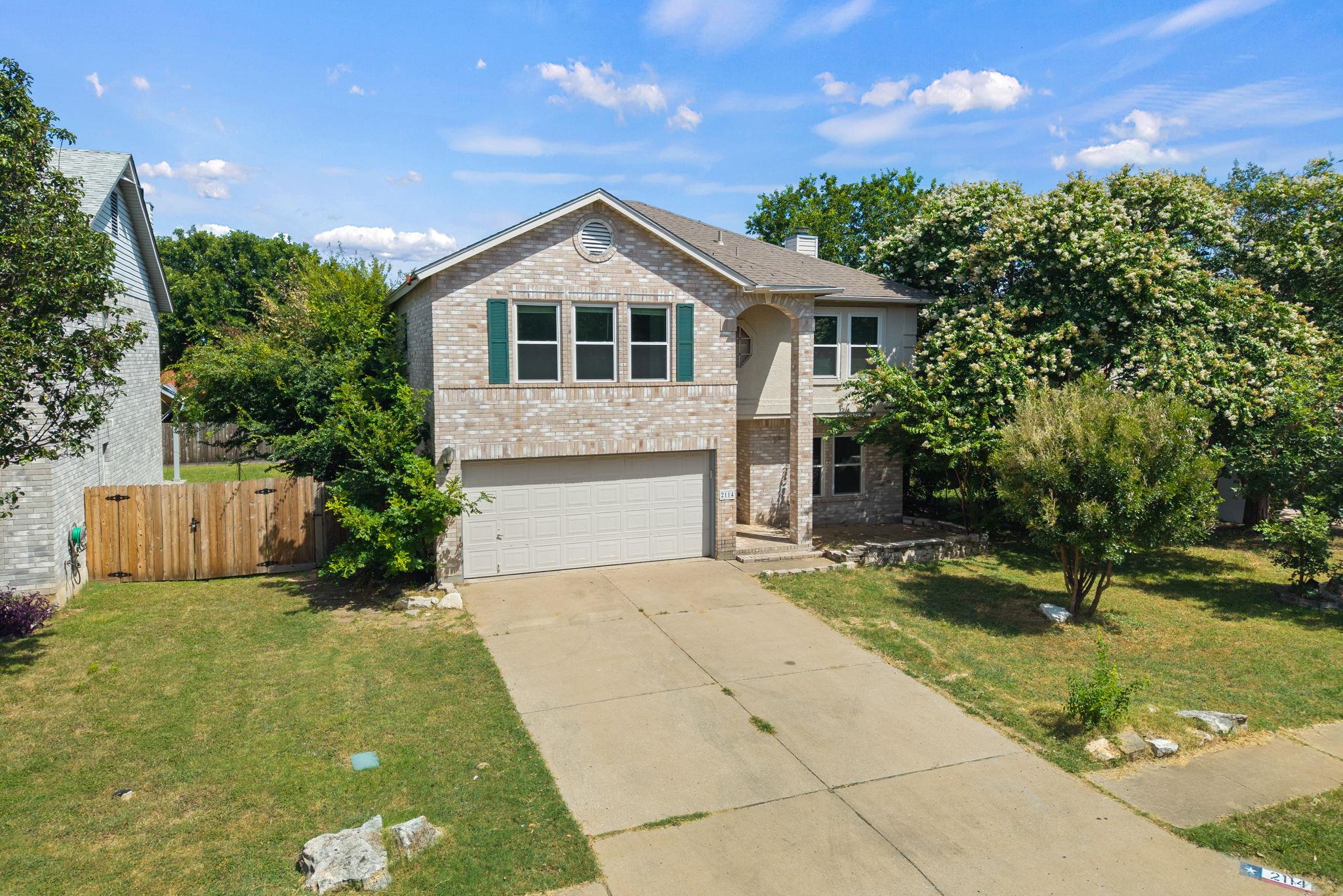 2114 Milan Dr