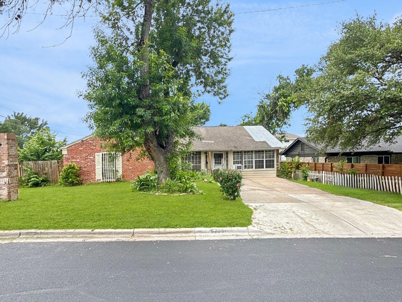 5205 Stone Gate Dr