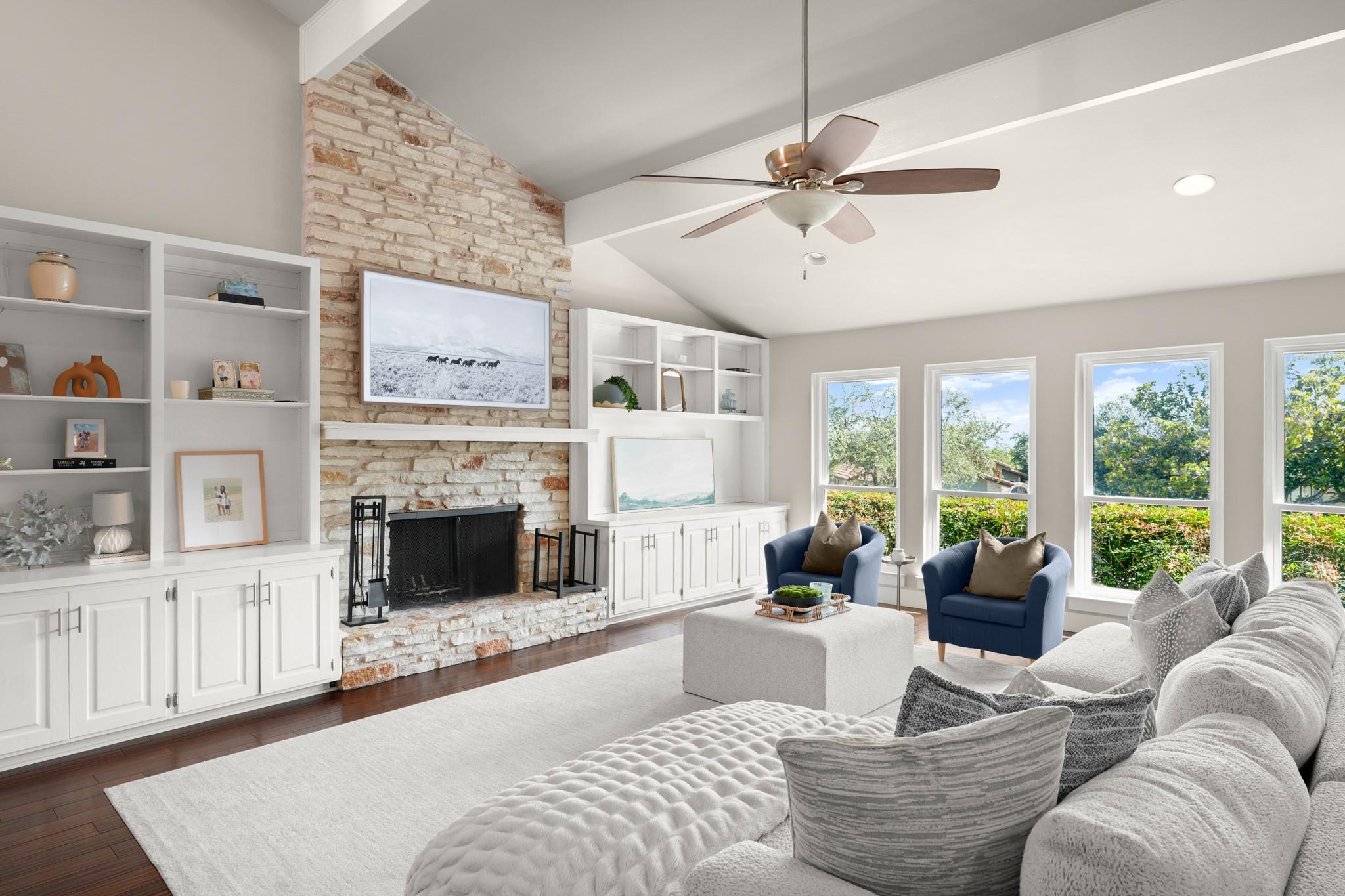 209 Crescent Blf