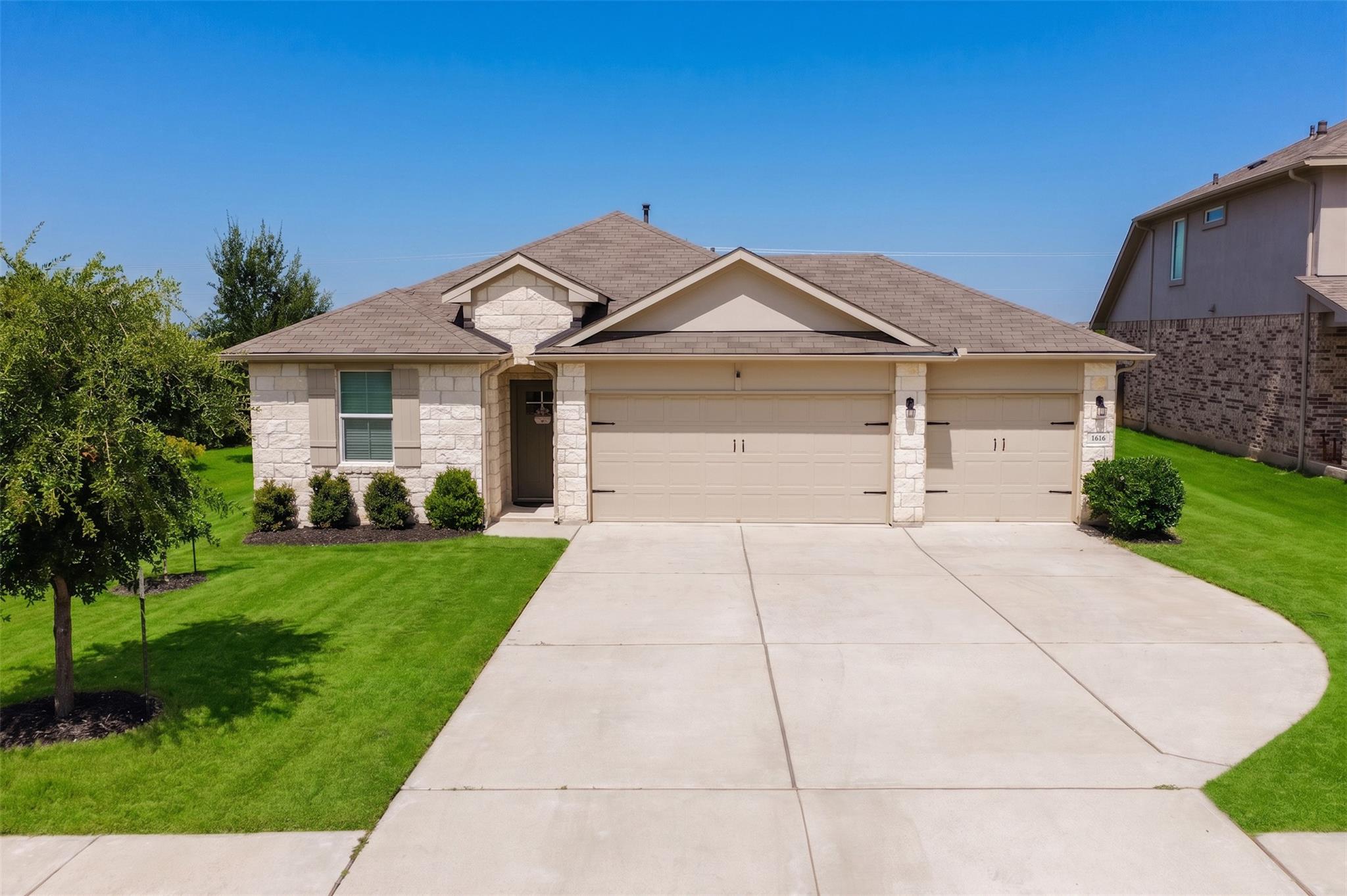 1616 Fairhaven Gtwy