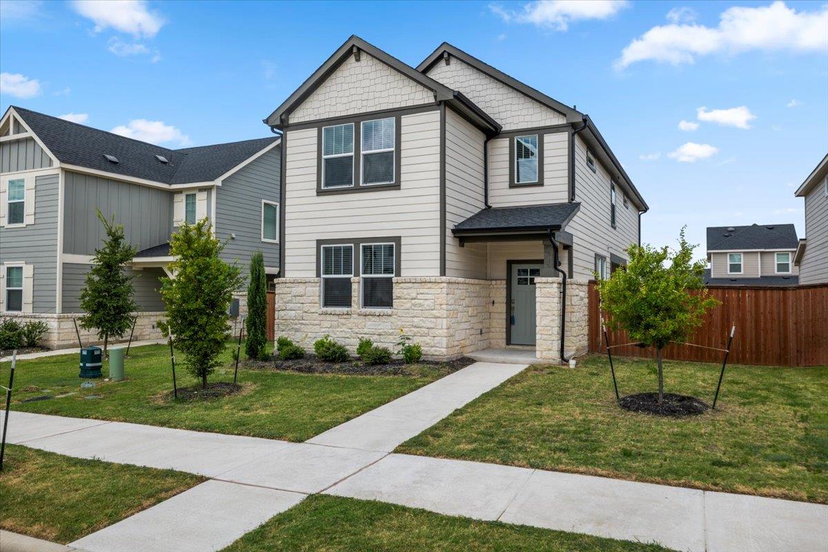 2526 Rose Archer Ln