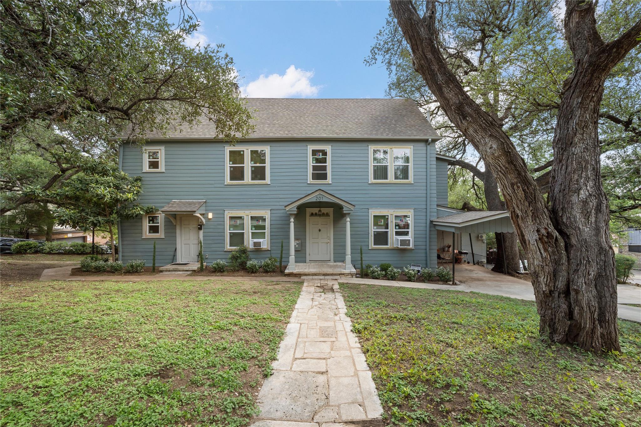 201 31st St