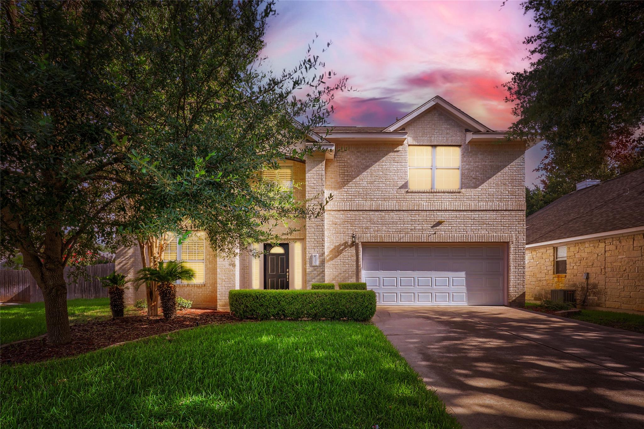 2302 Kristen Ln