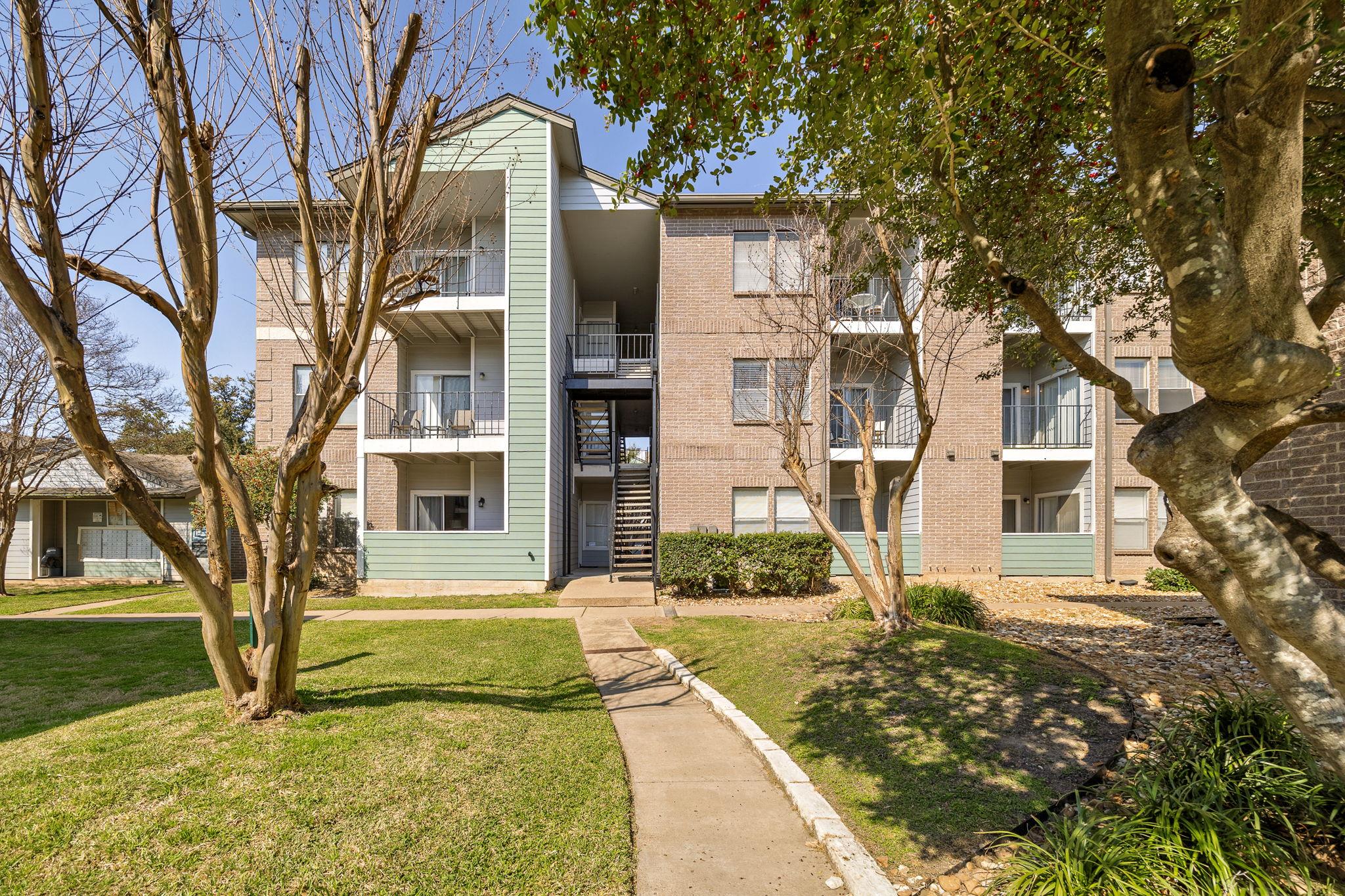 12166 Metric Blvd