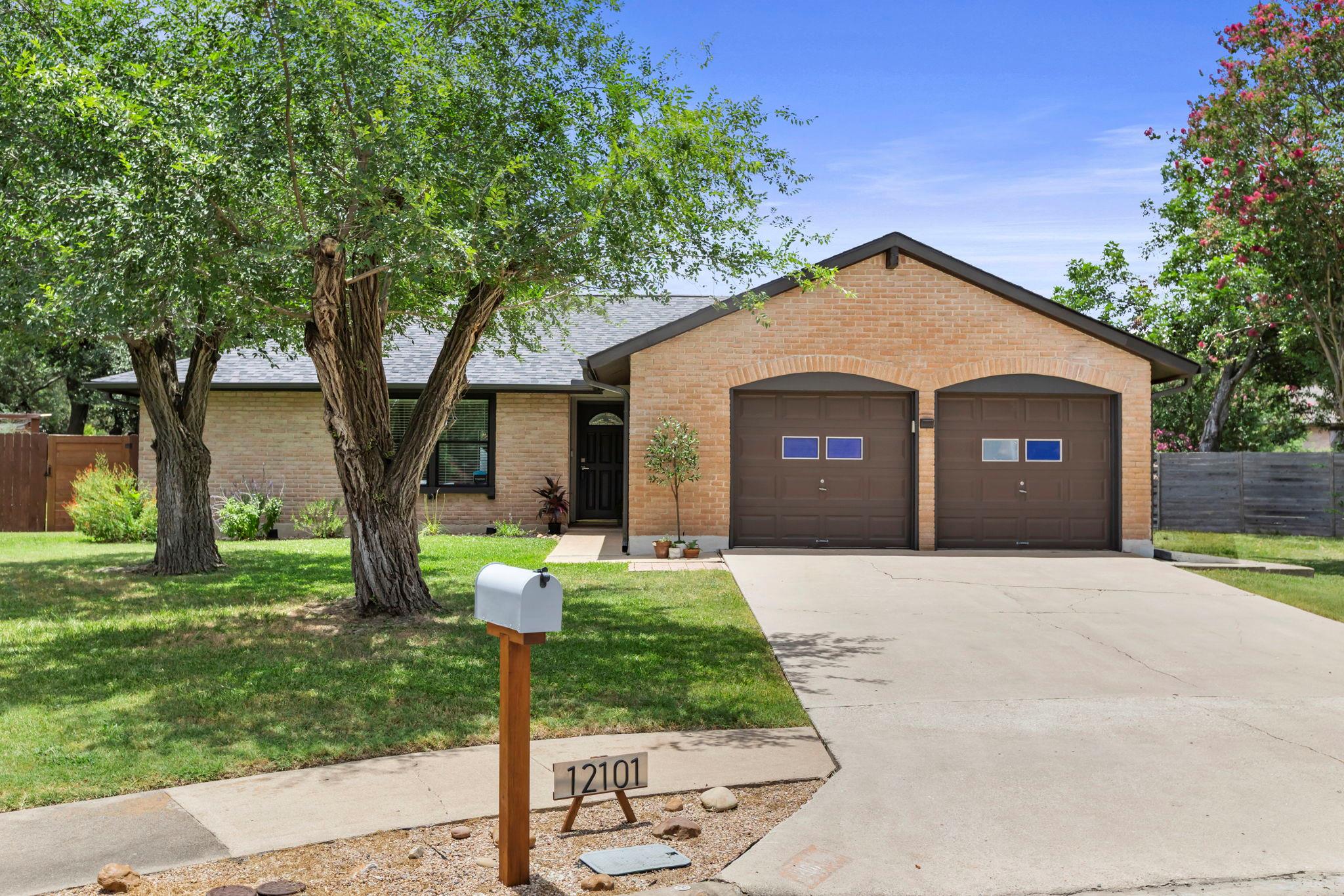 12101 Missel Thrush Ct