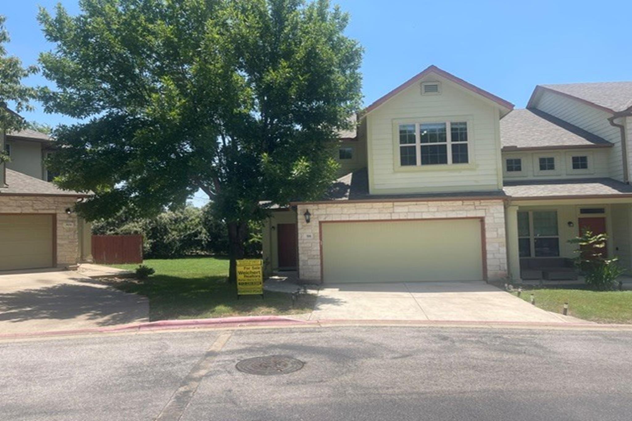 2410 Great Oaks Dr