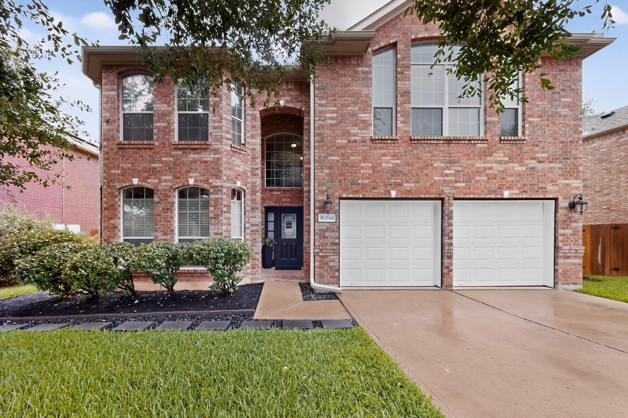 2544 Salorn Way