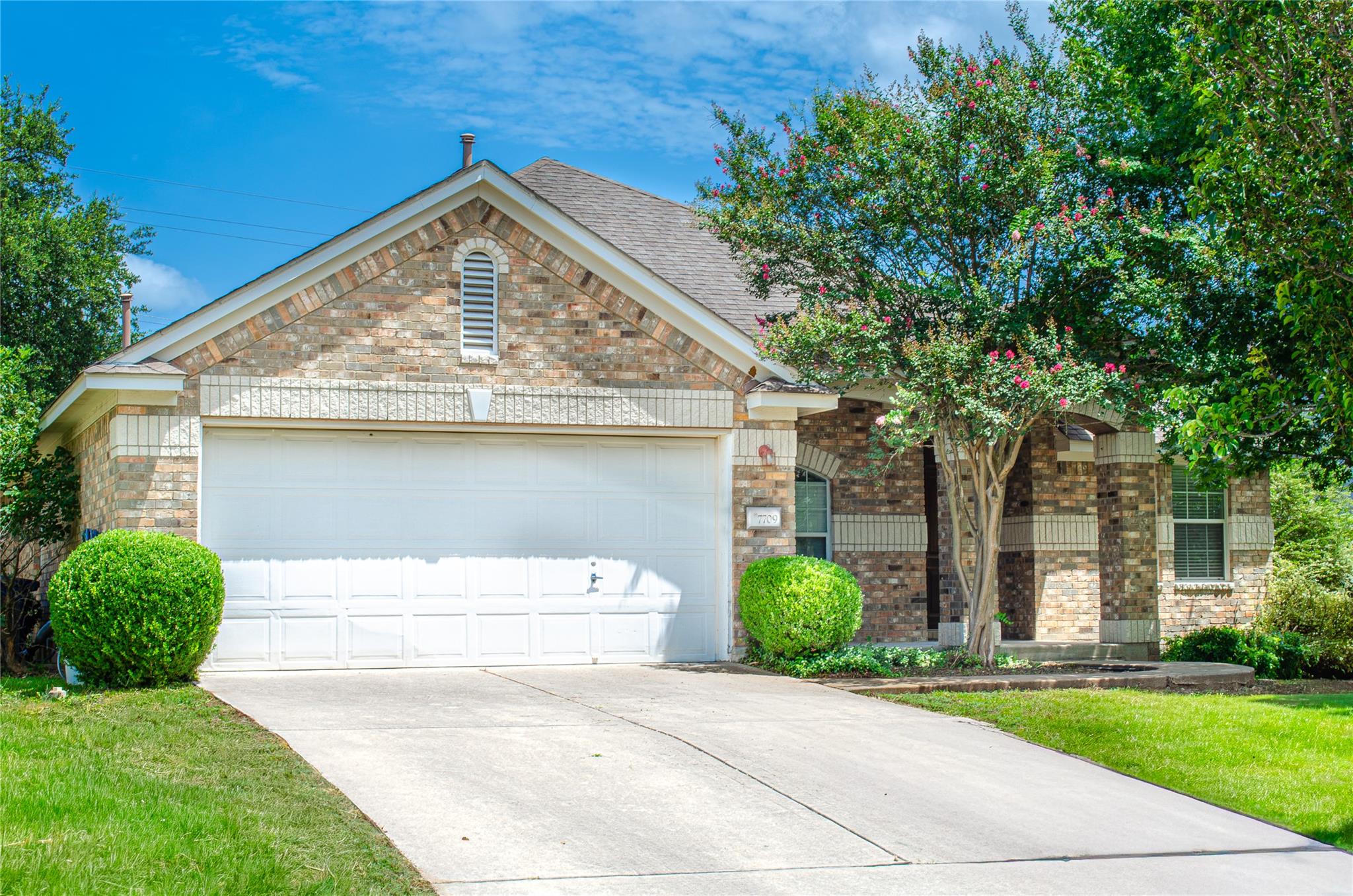 7709 Black Mountain Dr