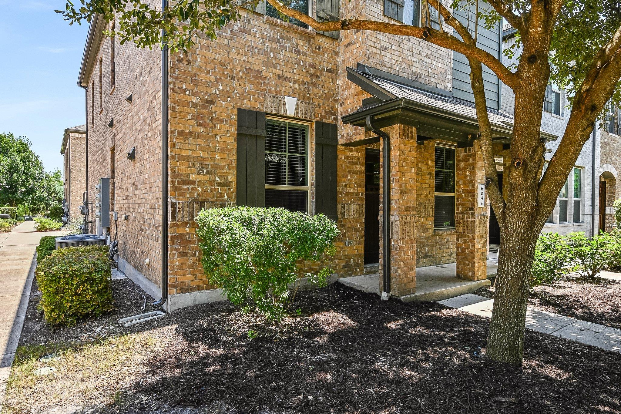 7220 Wyoming Springs Drive Dr