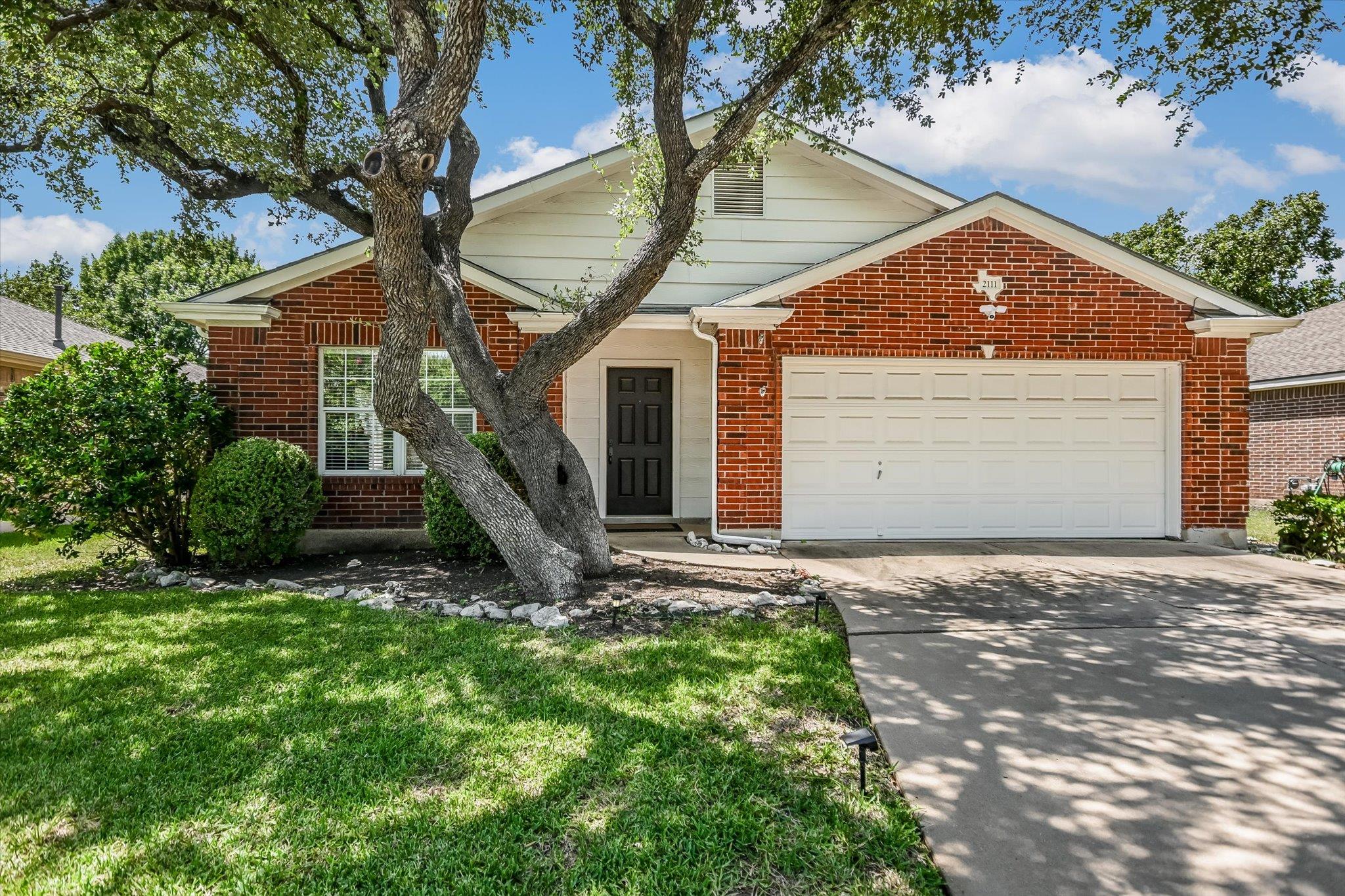 2111 Kimra Ln