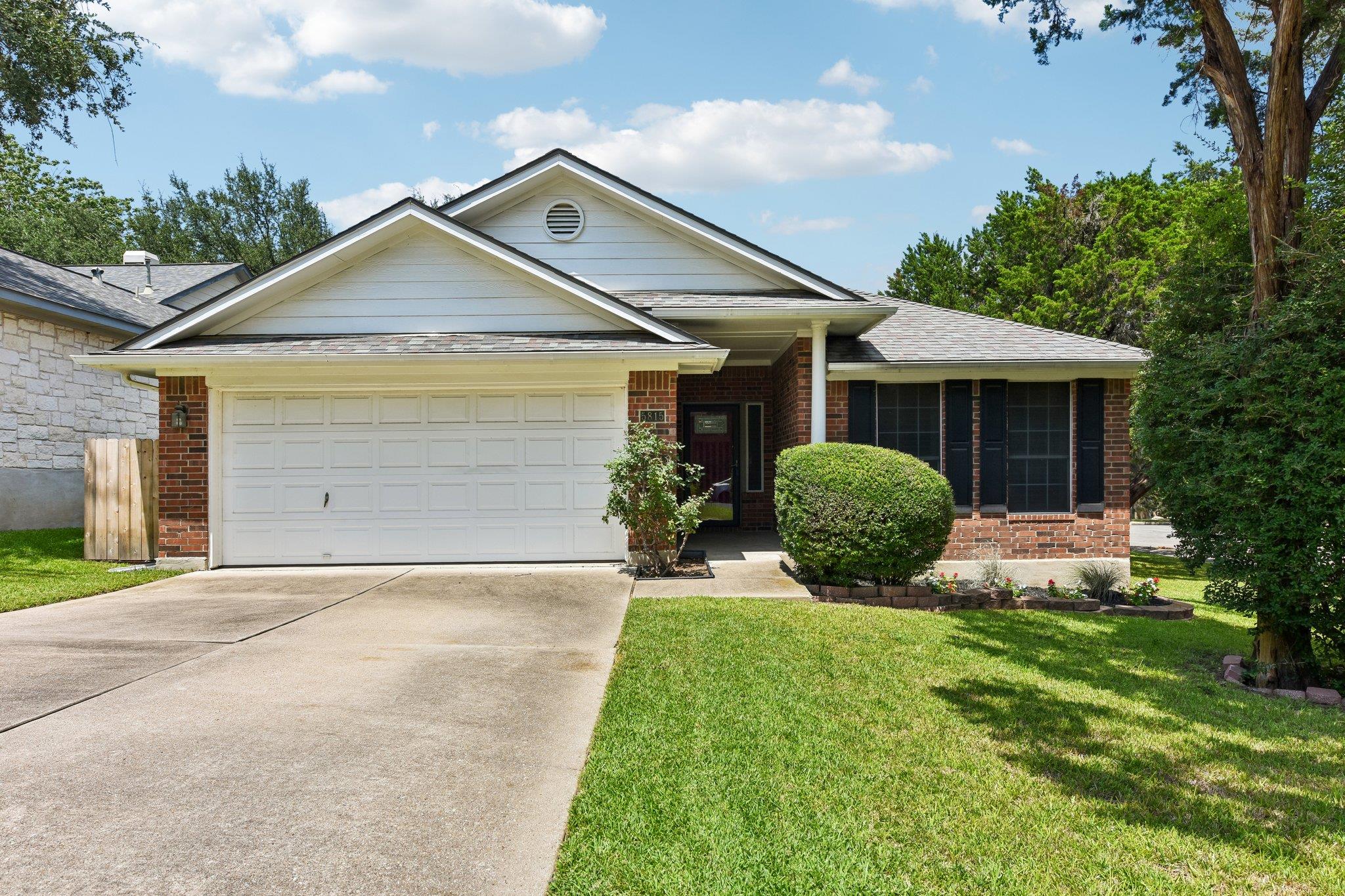 5815 Lomita Verde Cir