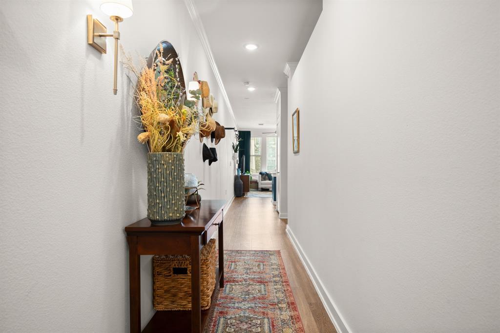 1900 Barton Springs Rd