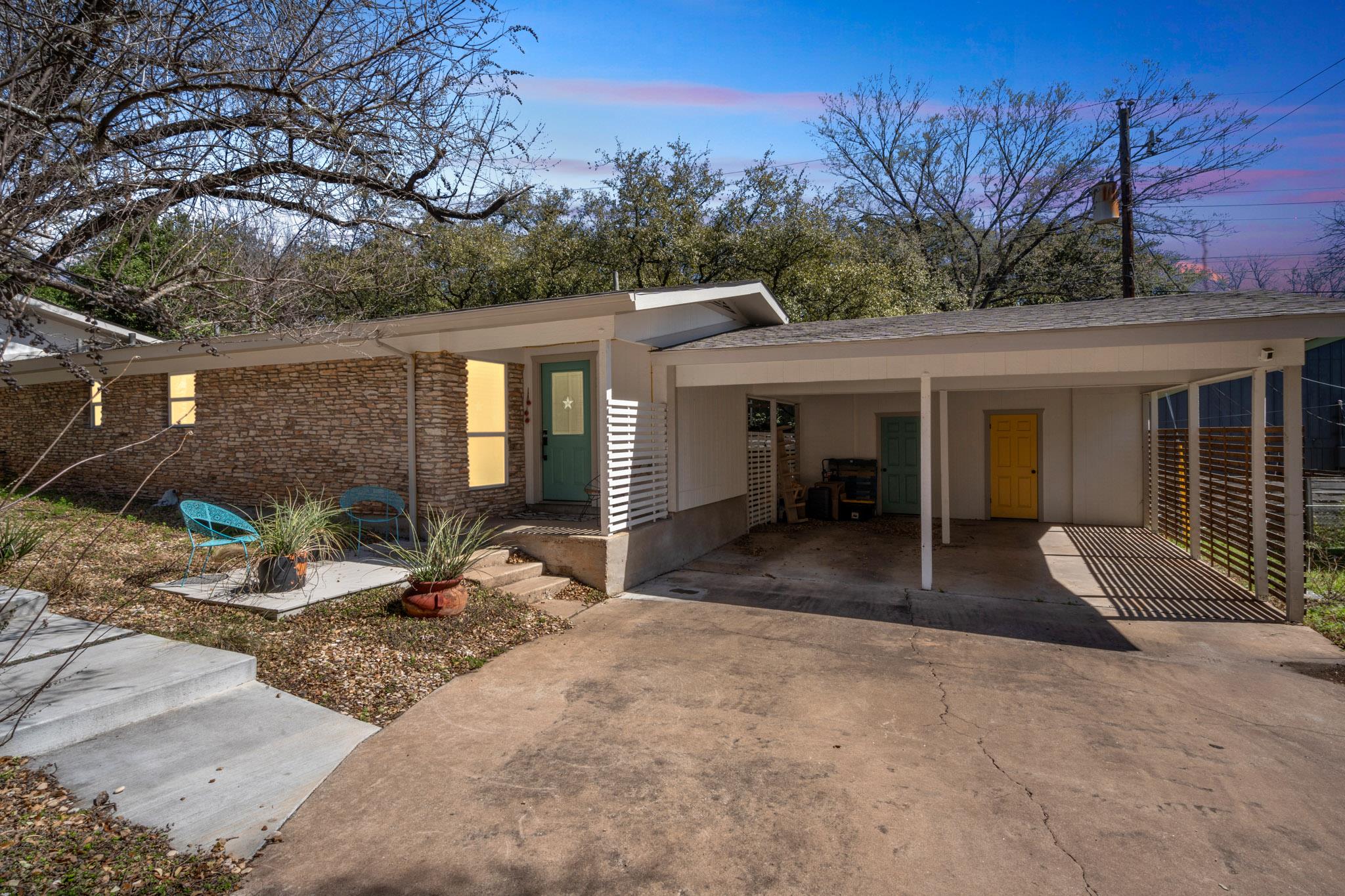 3303 Doolin Dr