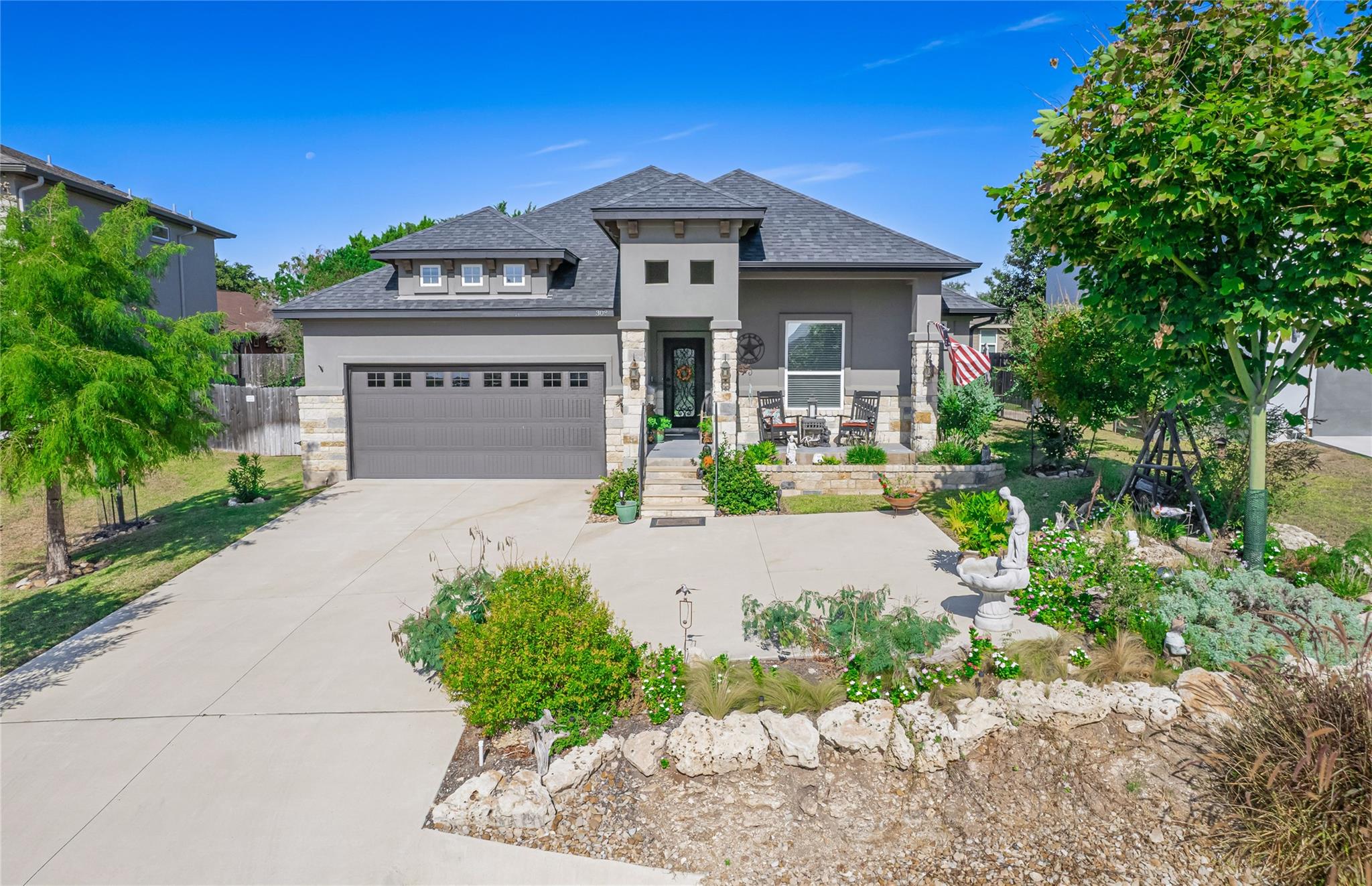 308 Buckhorn Dr