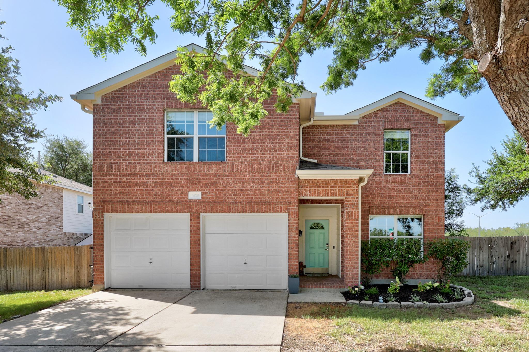 1620 Hawk Dr