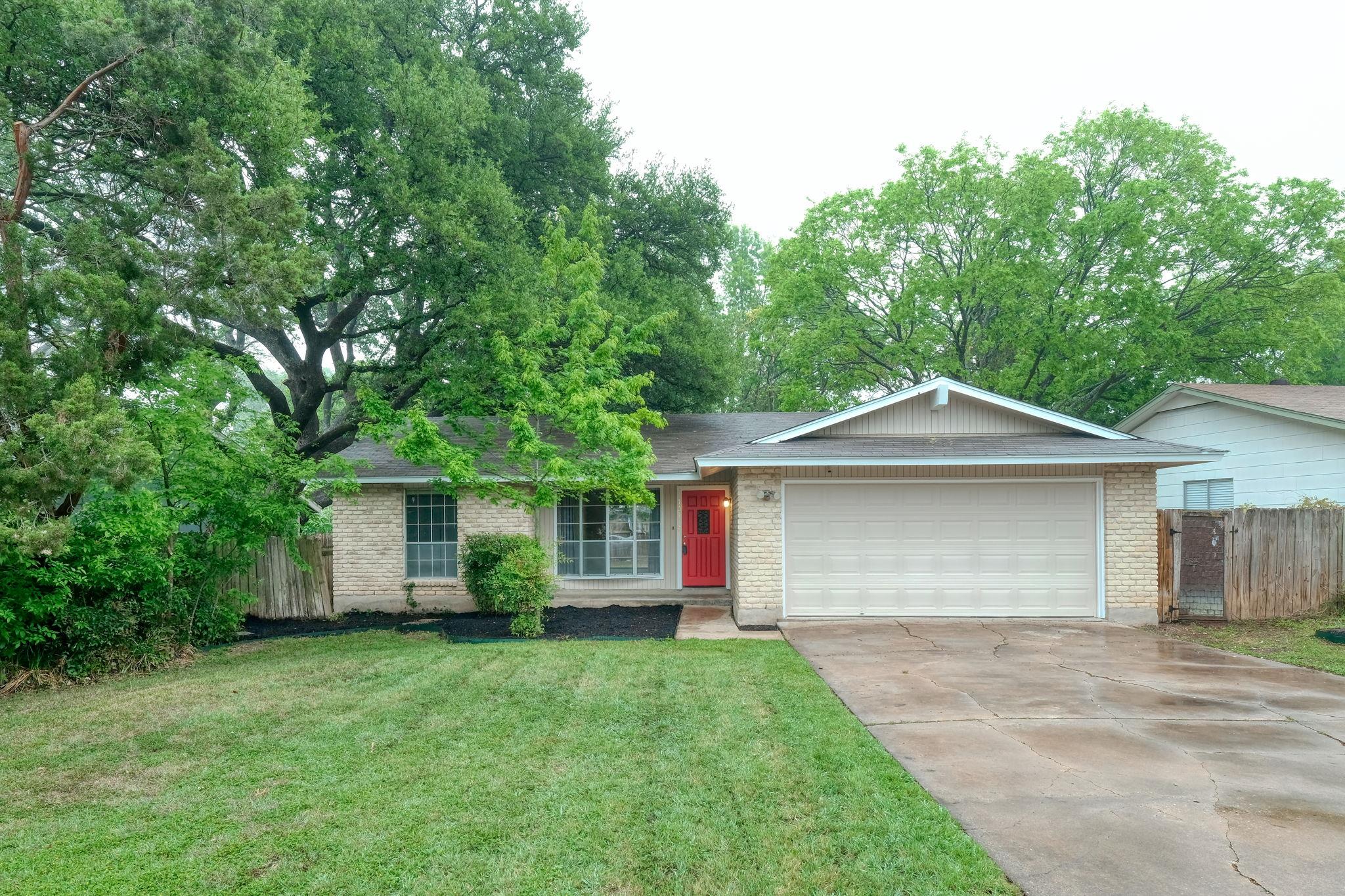 10419 Firethorn Ln