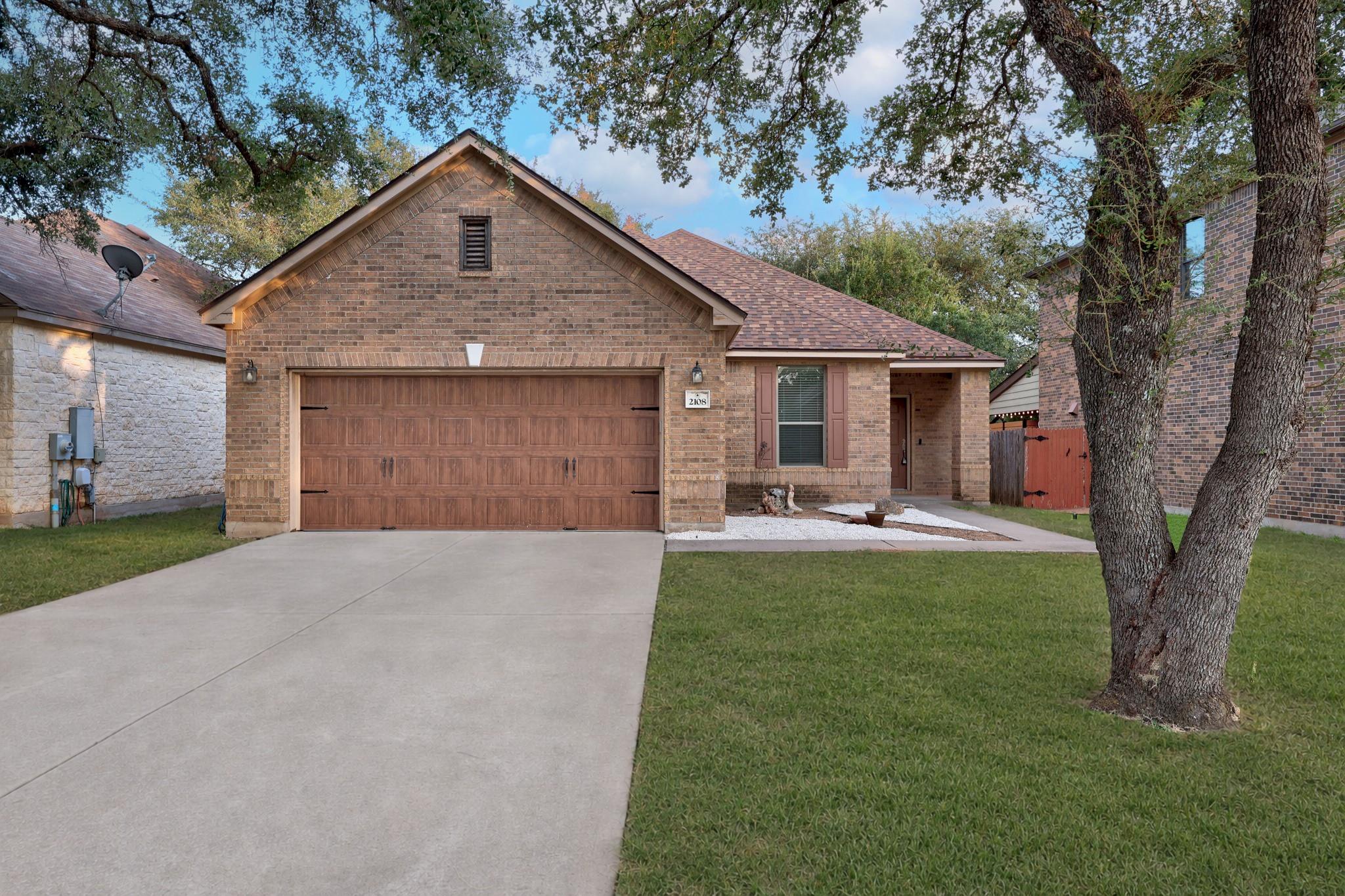 2108 Golden Arrow Ave