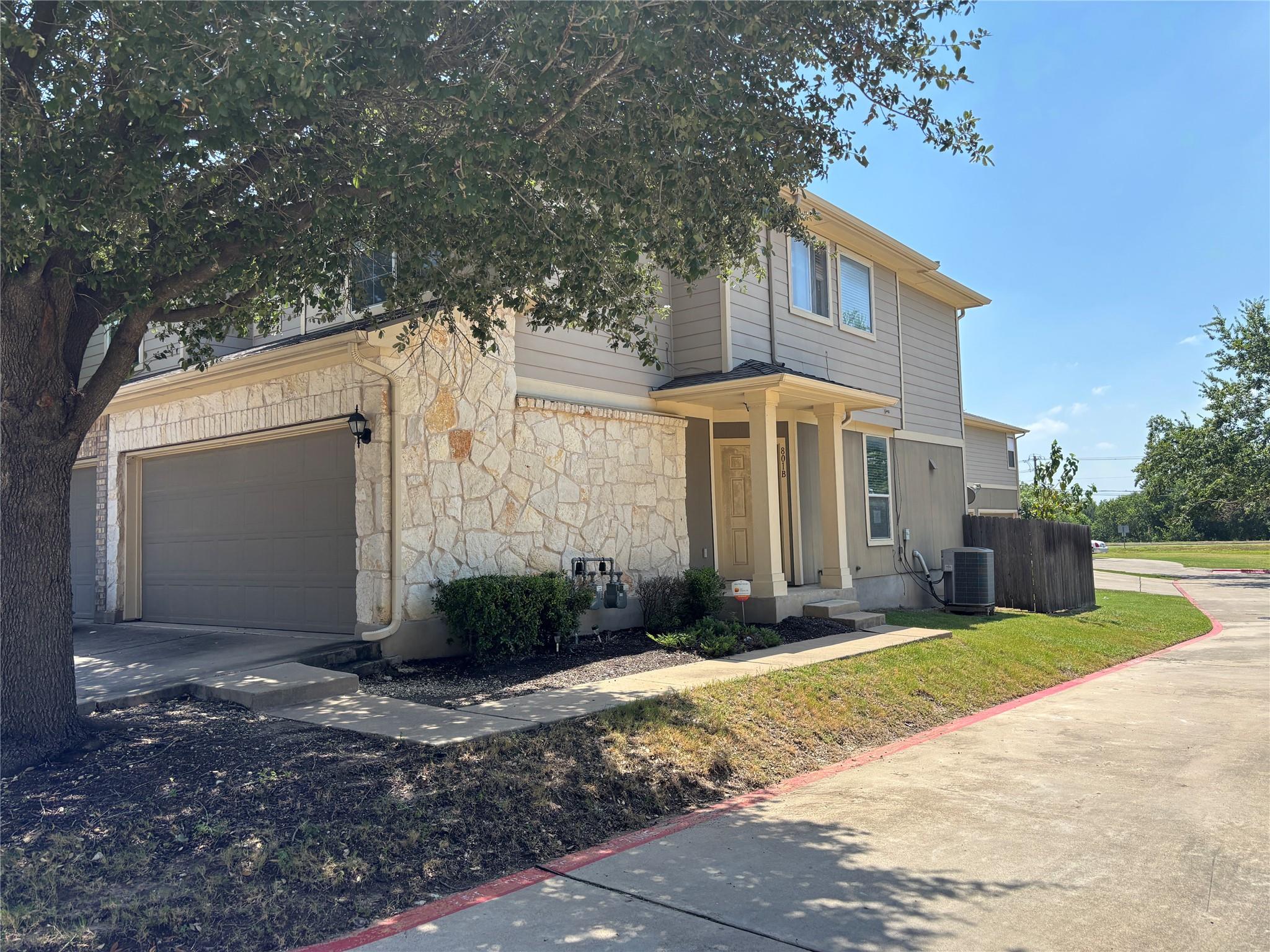 801 Jane Austen Trl