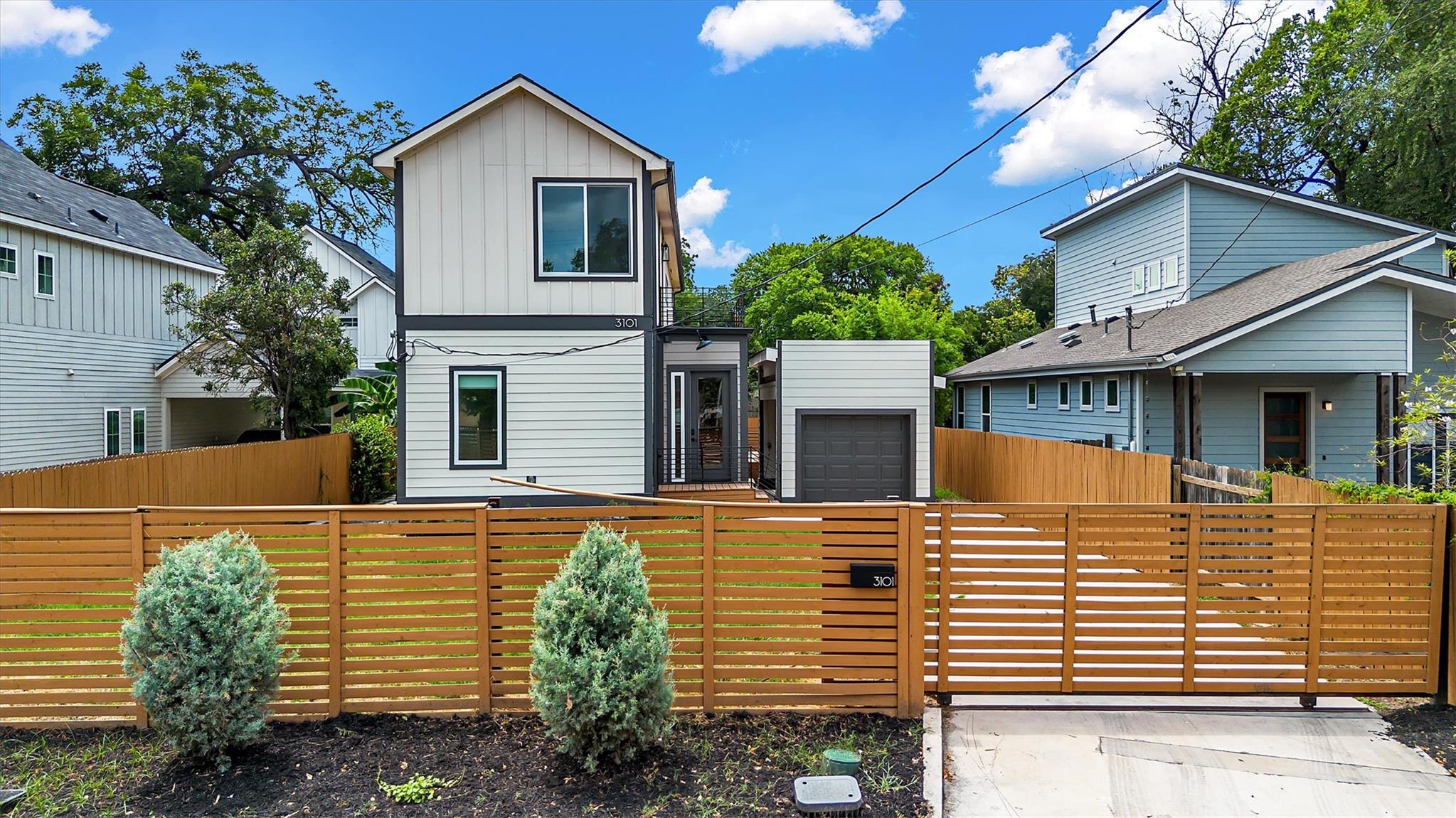 3101 Lyons Rd