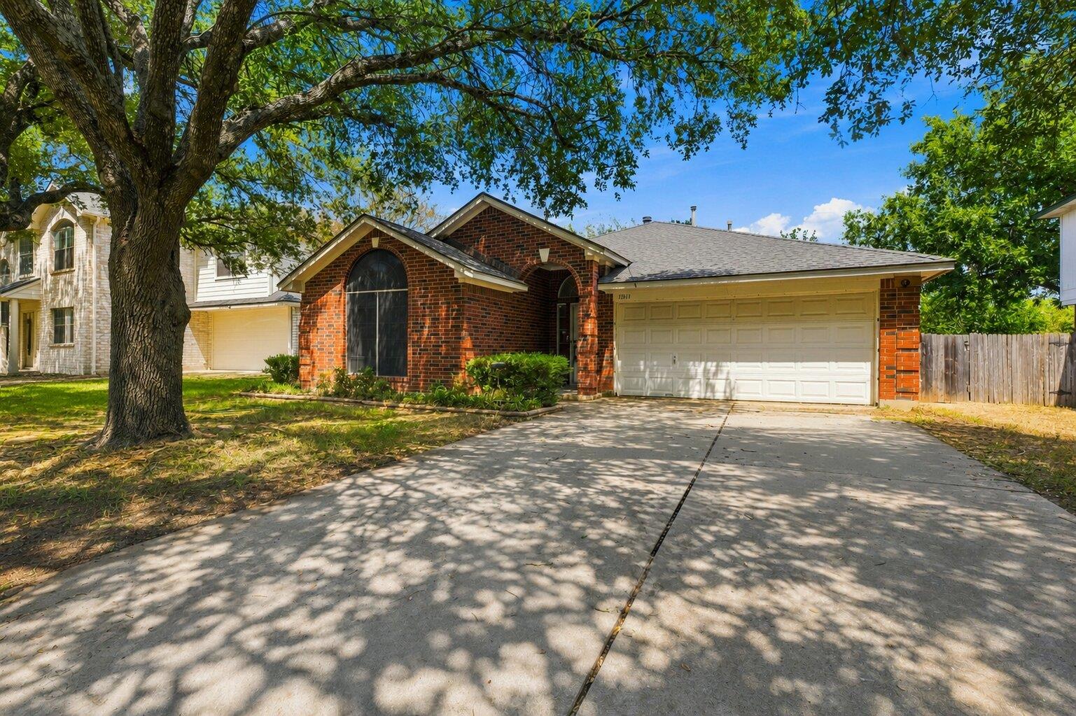 1511 Arusha St